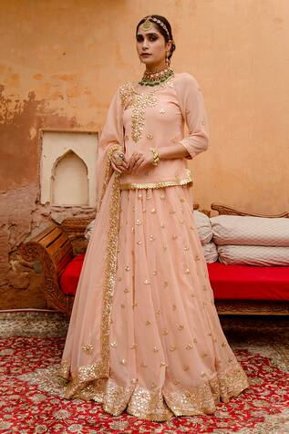 indo western chaniya choli style marriage long kurti lehenga gown dress |  Mode für frauen, Mode, Frau